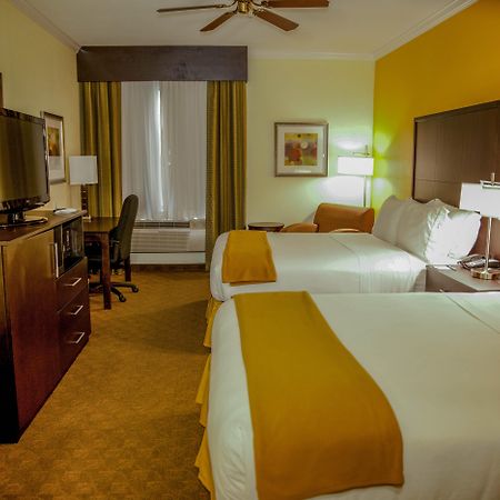 Holiday Inn Express Hotel & Suites Houston North Intercontinental By Ihg Dış mekan fotoğraf