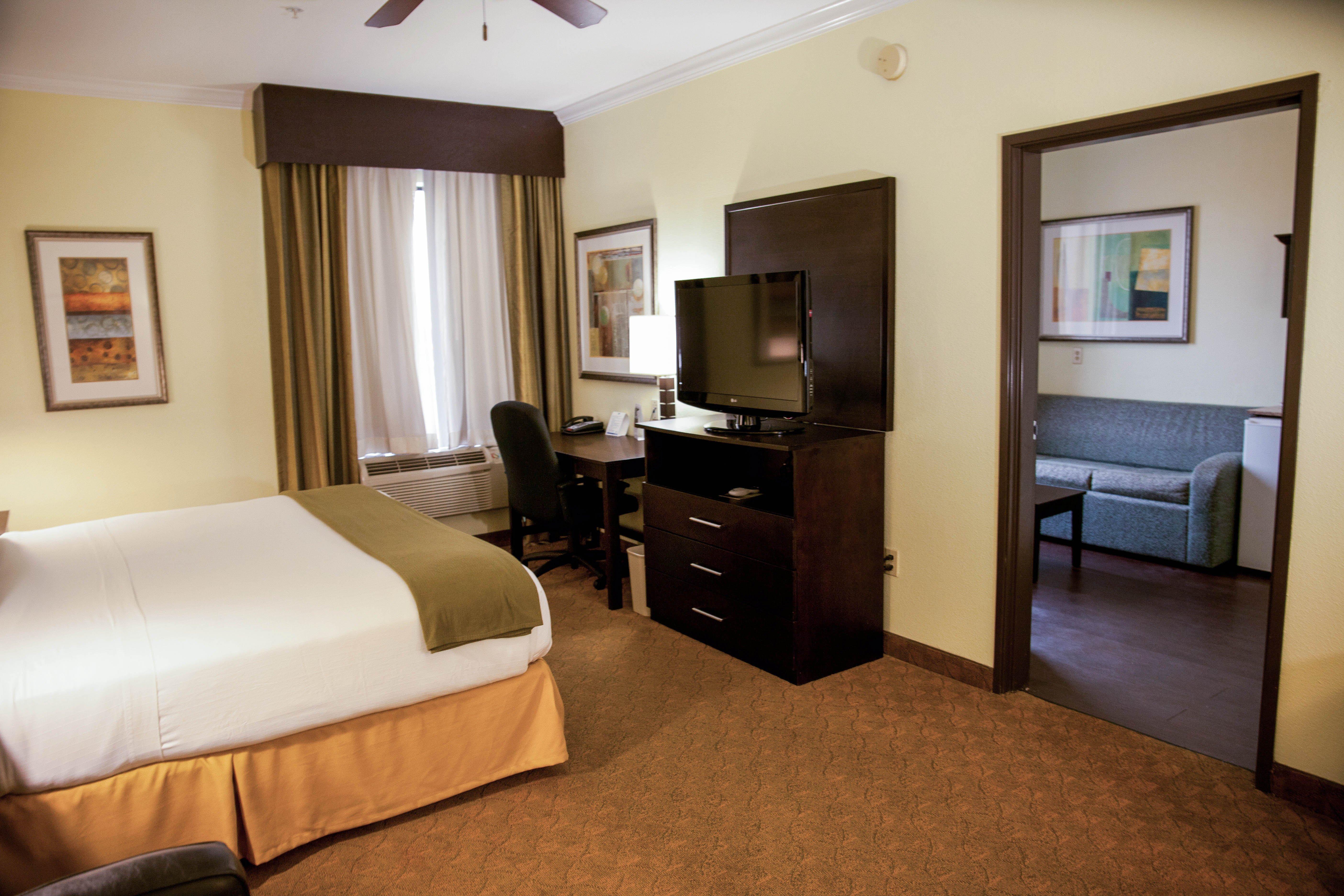 Holiday Inn Express Hotel & Suites Houston North Intercontinental By Ihg Dış mekan fotoğraf